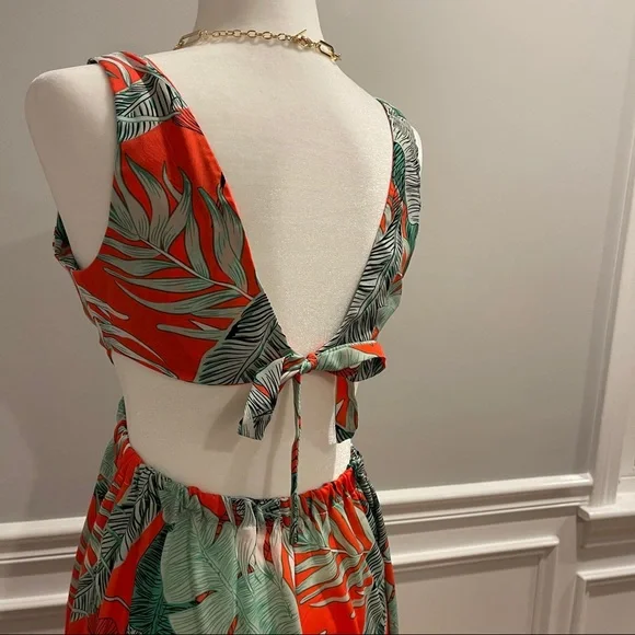 Gorgeous Sleeveless Tropical Botanical Maxi in orange and green - Picture 7 of 8